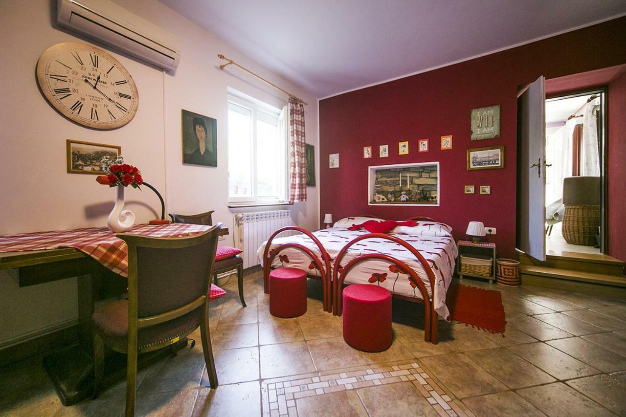 Cozy Istrian House Guest House Izola Bagian luar foto