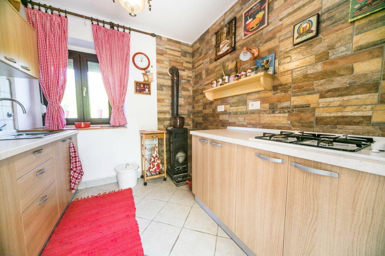 Cozy Istrian House Guest House Izola Bagian luar foto