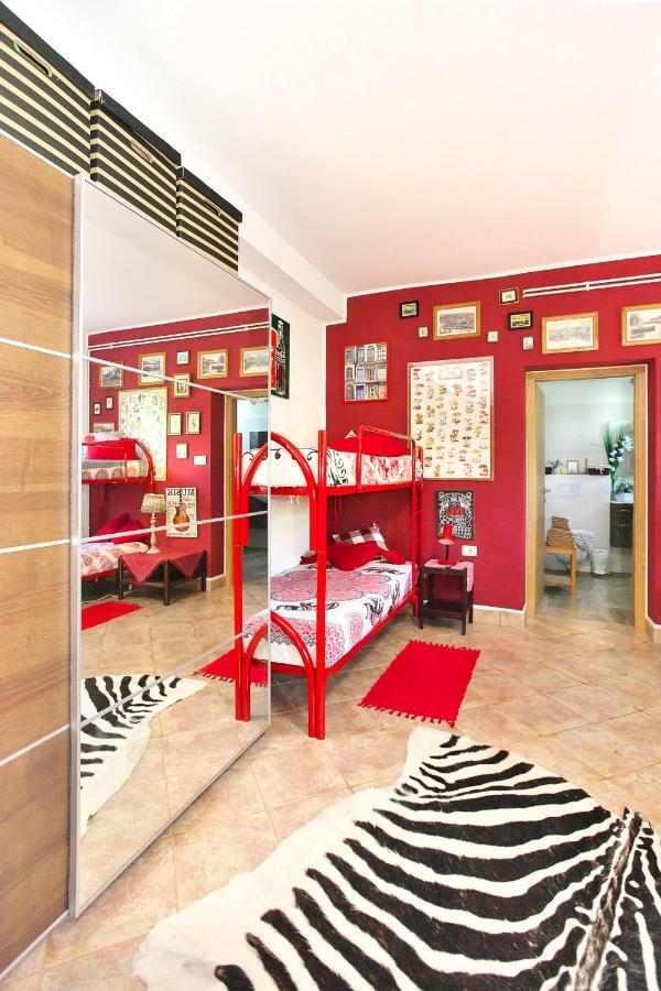 Cozy Istrian House Guest House Izola Bagian luar foto